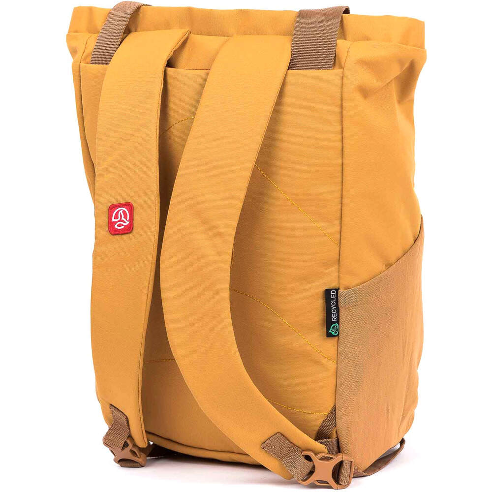 Ternua mochila deporte RED BAY TOTE AMARILLO 01
