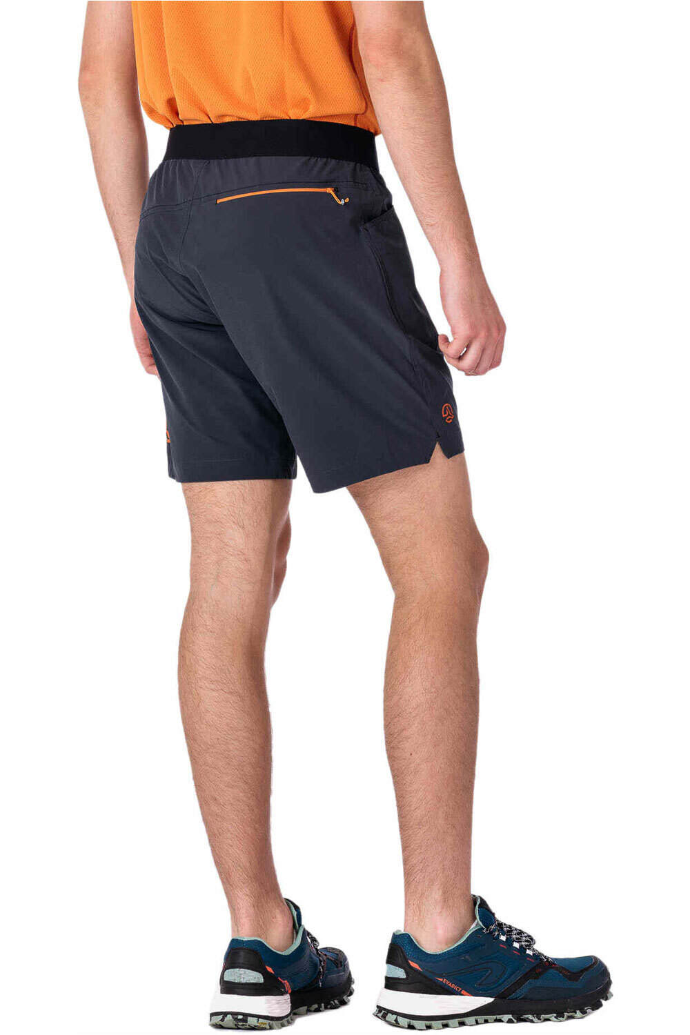 Ternua pantalón corto montaña hombre FELKIN GRIS vista detalle