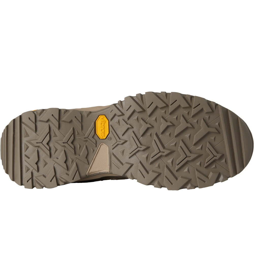 The North Face bota trekking mujer HEDGEHOG MID GORE-TEX MARRON vista trasera
