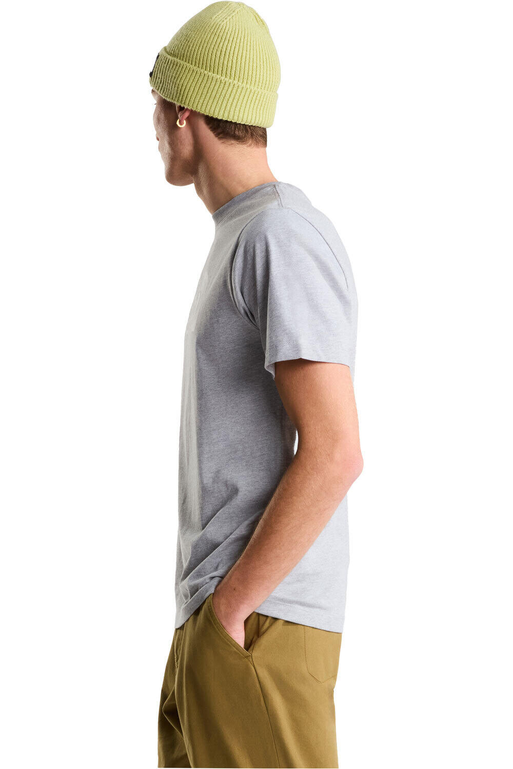 The North Face camiseta manga corta hombre EVOLUTION HALF DOME GRIS vista detalle