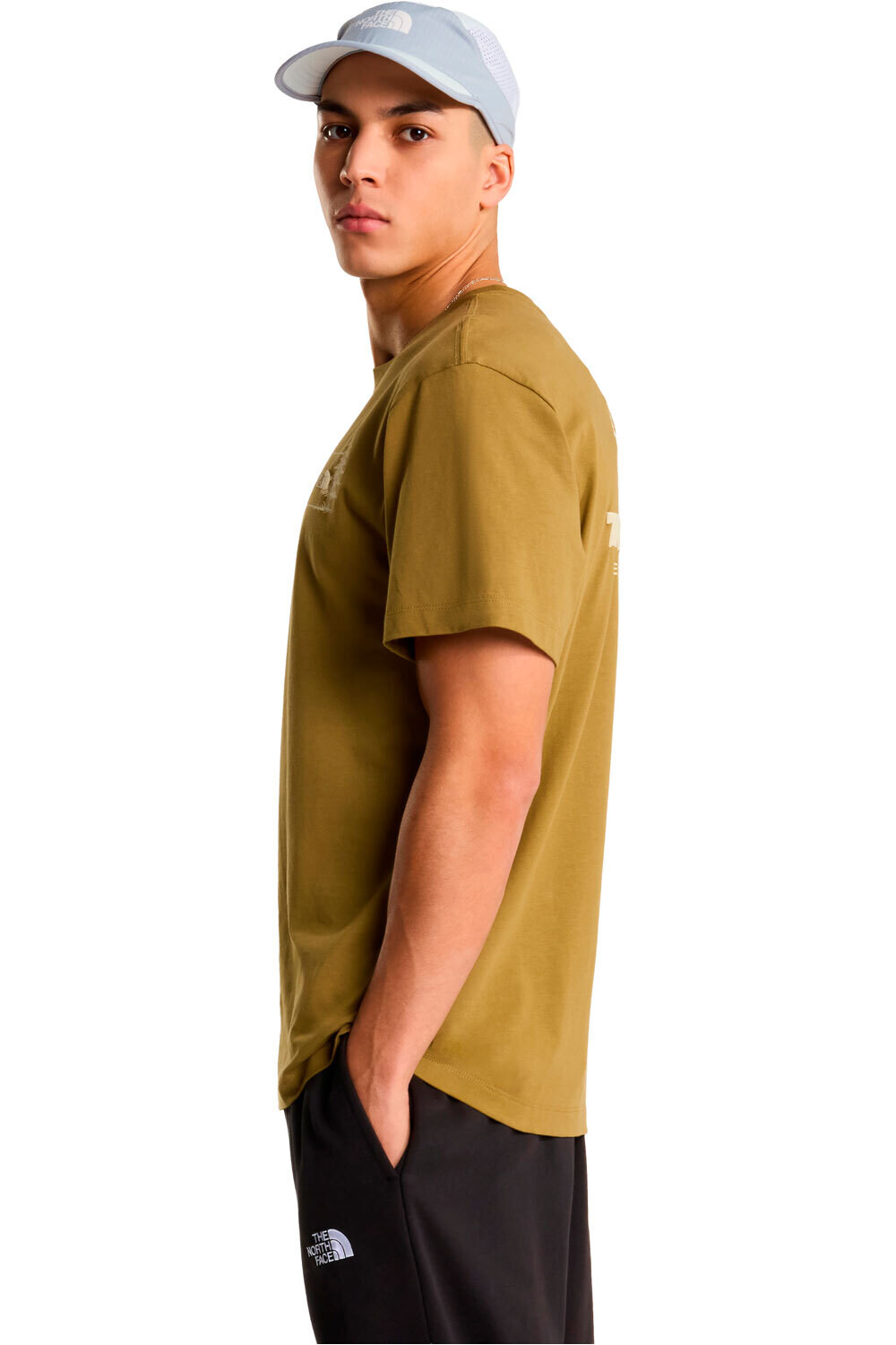 The North Face camiseta montaña manga corta hombre CAMPING RELAXED MARRON vista detalle