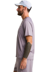 The North Face camiseta montaña manga corta hombre SUNRISER GRIS vista detalle