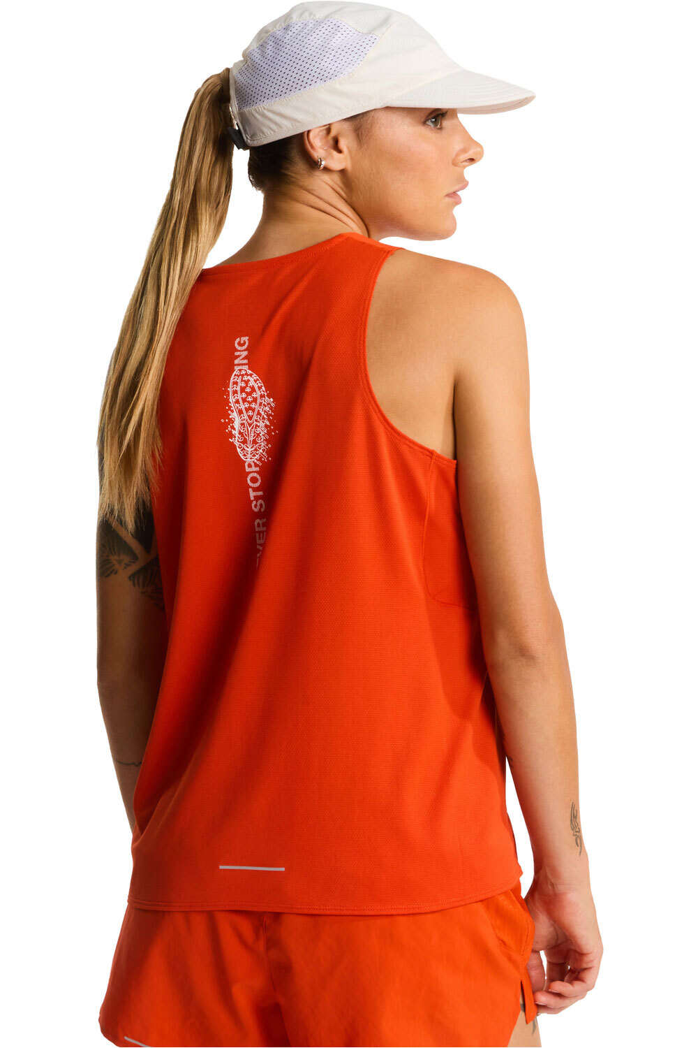 The North Face camiseta tirantes running LIGHTBRIGHT NARANJA vista trasera