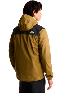The North Face chaqueta impermeable hombre ANTORA MARRON vista trasera