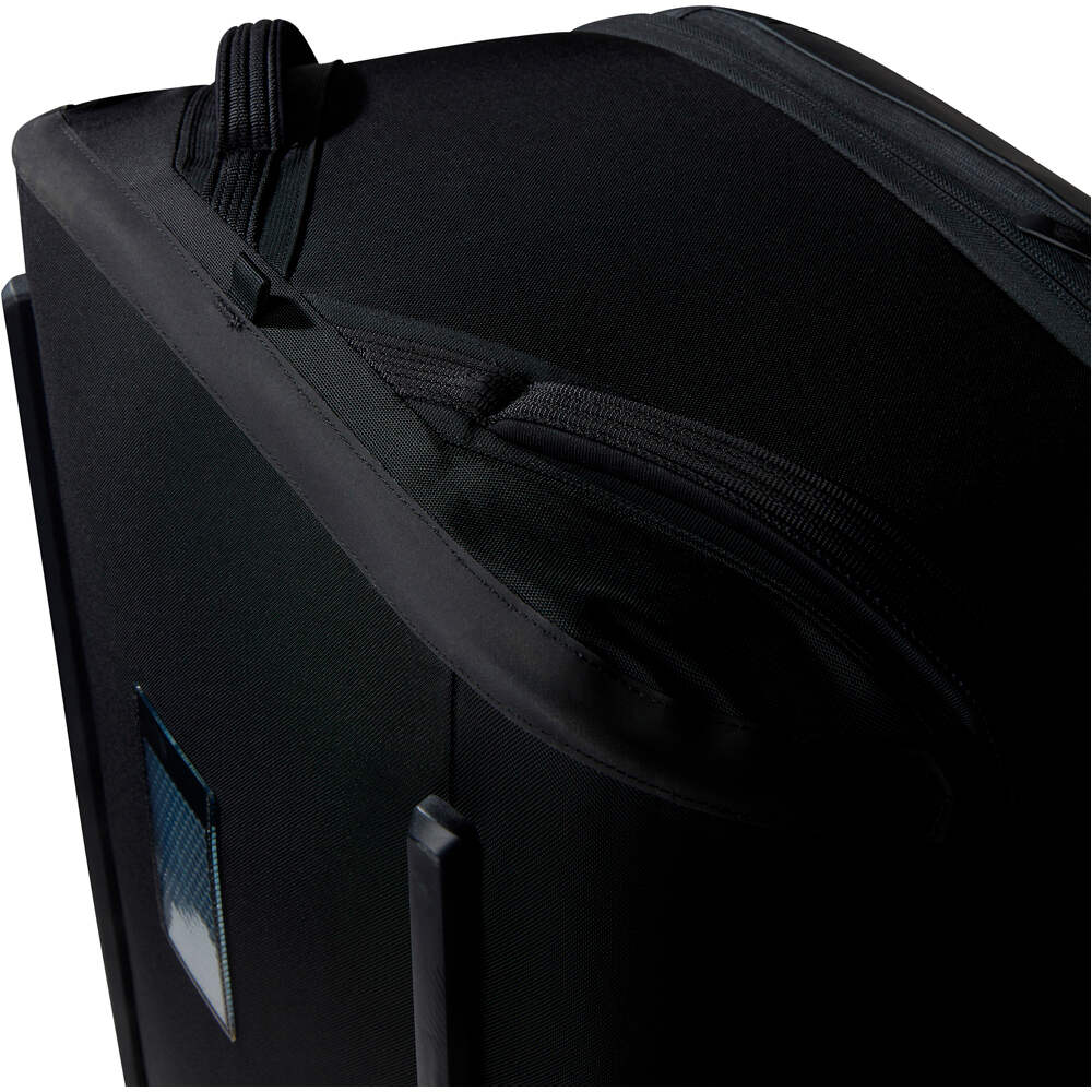 The North Face mochila montaña BASE CAMP ROLLING THUNDER 36 NEGRO 05