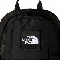 The North Face mochila montaña HOT SHOT MINI MARRON 04