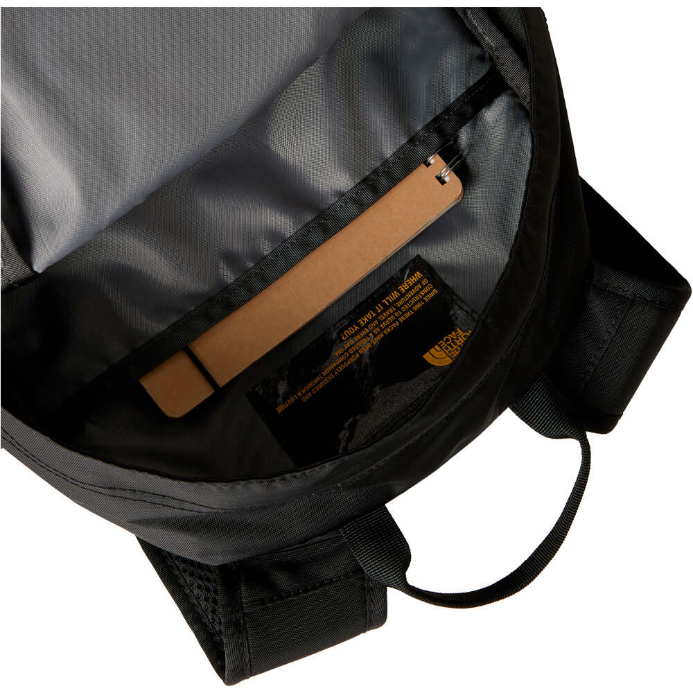 The North Face mochila montaña HOT SHOT MINI MARRON 06