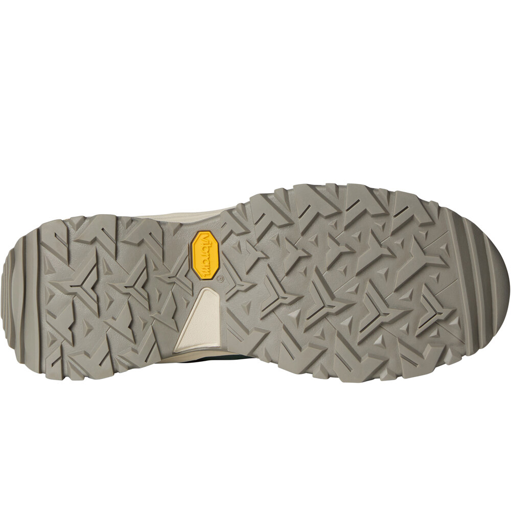 The North Face zapatilla trekking mujer HEDGEHOG GORE-TEX VERDE vista trasera