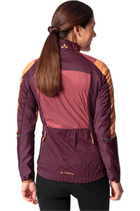 Vaude cortavientos ciclismo mujer KURO ROJO vista trasera