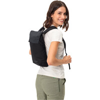 Vaude mochila montaña UNUK II NEGRO 06