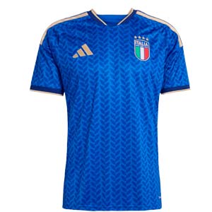 Primera equipación Italia