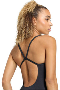 adidas bañador natación mujer ESS THSTRP SUIT vista detalle