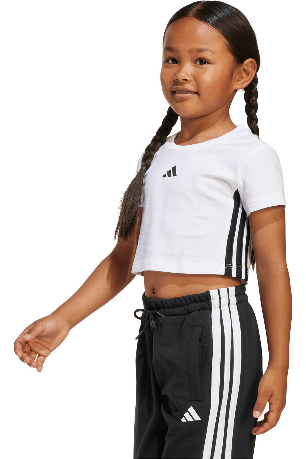 adidas bermuda junior niña CONJUNTO CON CAMISETA ESSENTIALS vista detalle