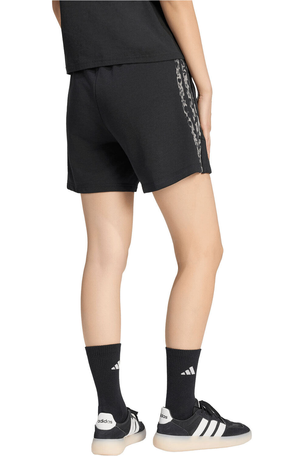 adidas bermuda mujer Pantaln corto Ess 3S print animal vista trasera