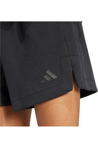 adidas bermuda mujer Pantaln corto holgado Soft Lux 03