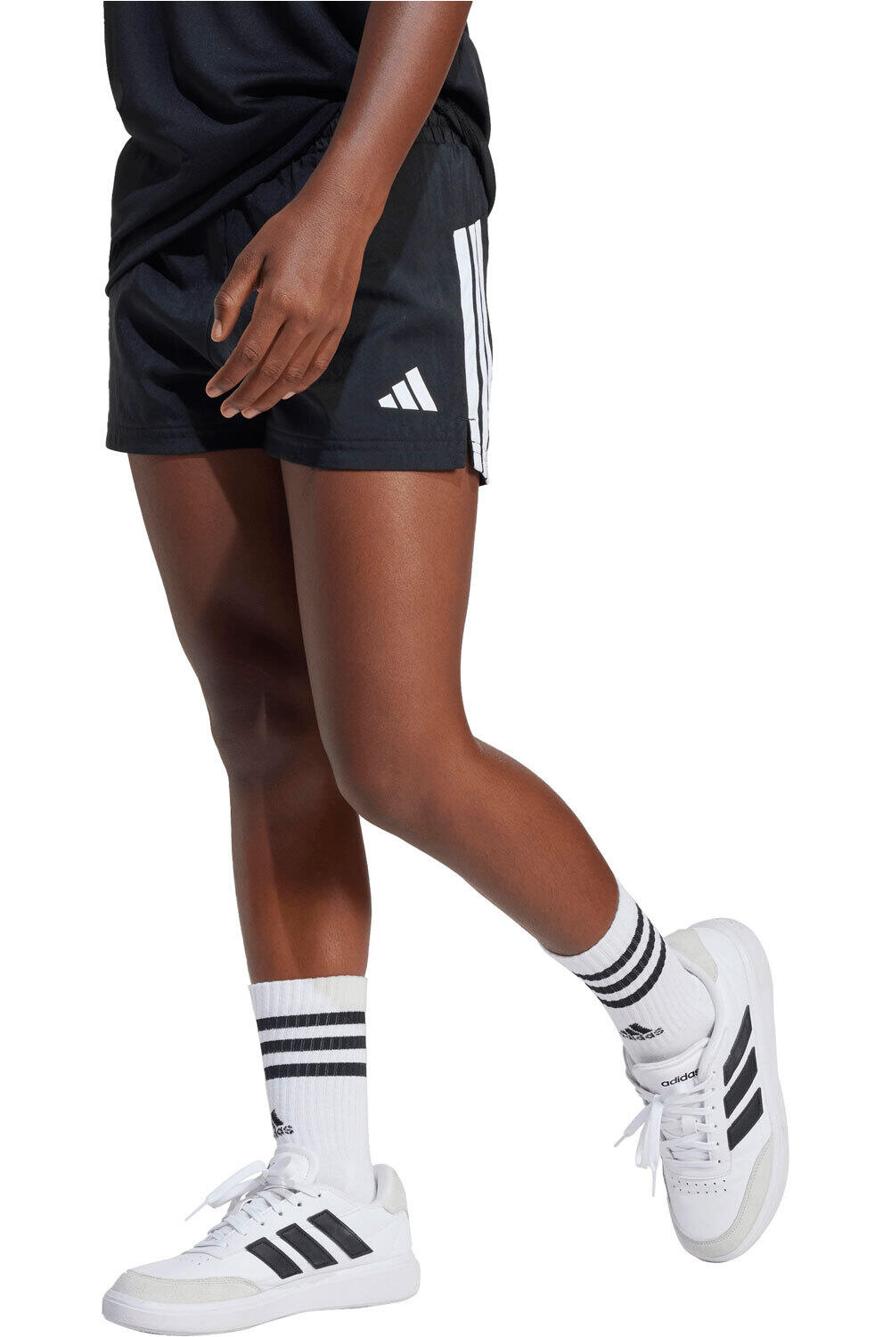 adidas bermuda niña TRAIN ESSENTIALS 3-STRIPES vista frontal