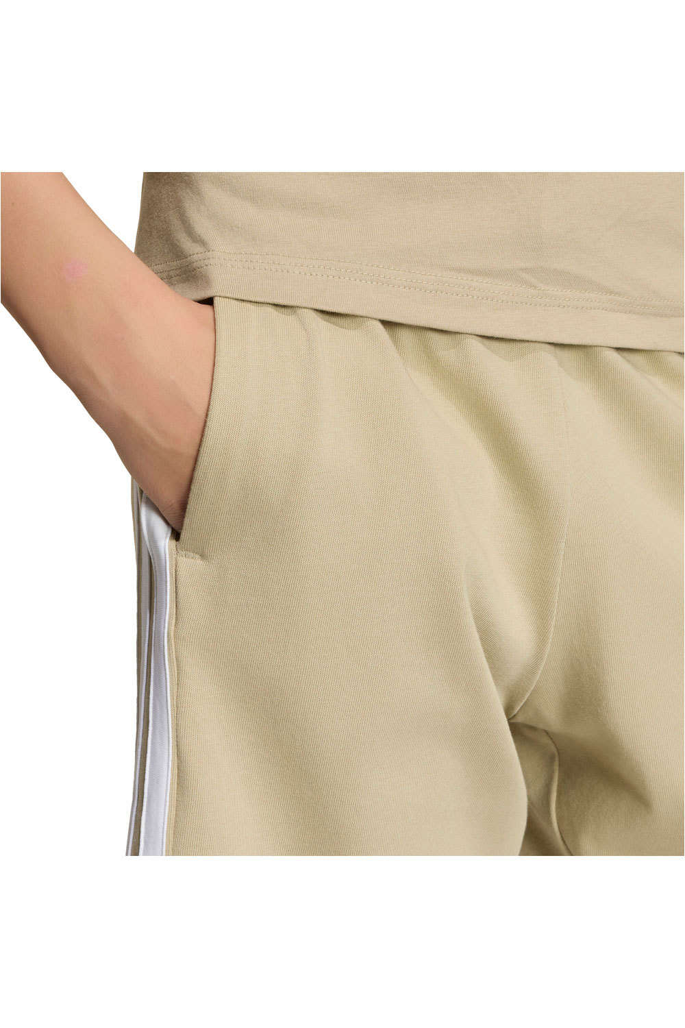 adidas bermuda niño ESSENTIALS 03