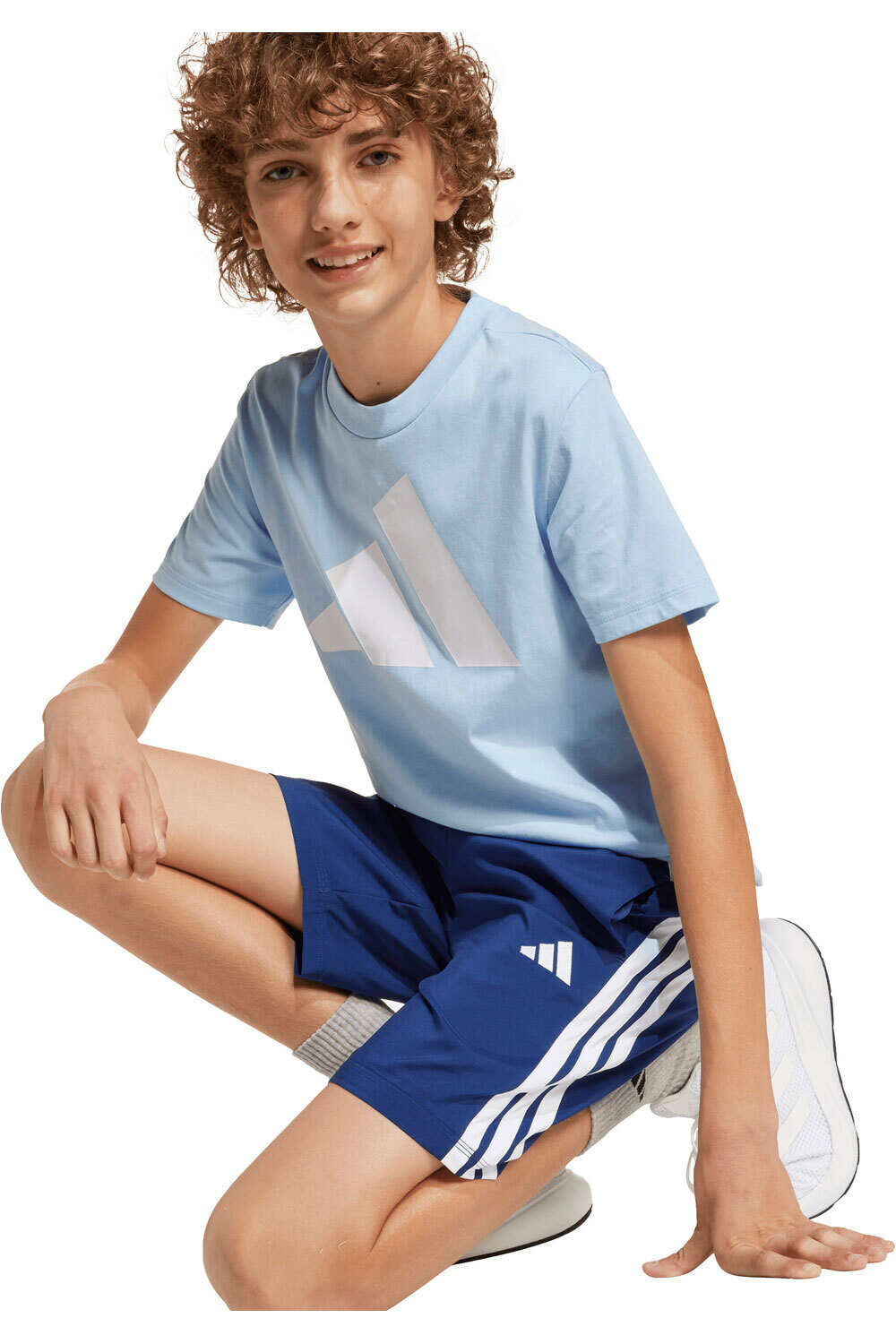 adidas bermuda niño ESSENTIALS CLIMACOOL vista detalle