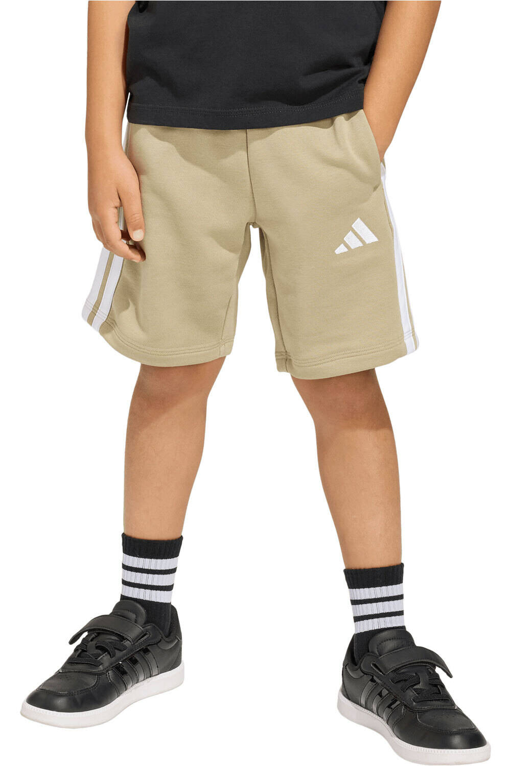 adidas bermuda niño ESSENTIALS vista frontal