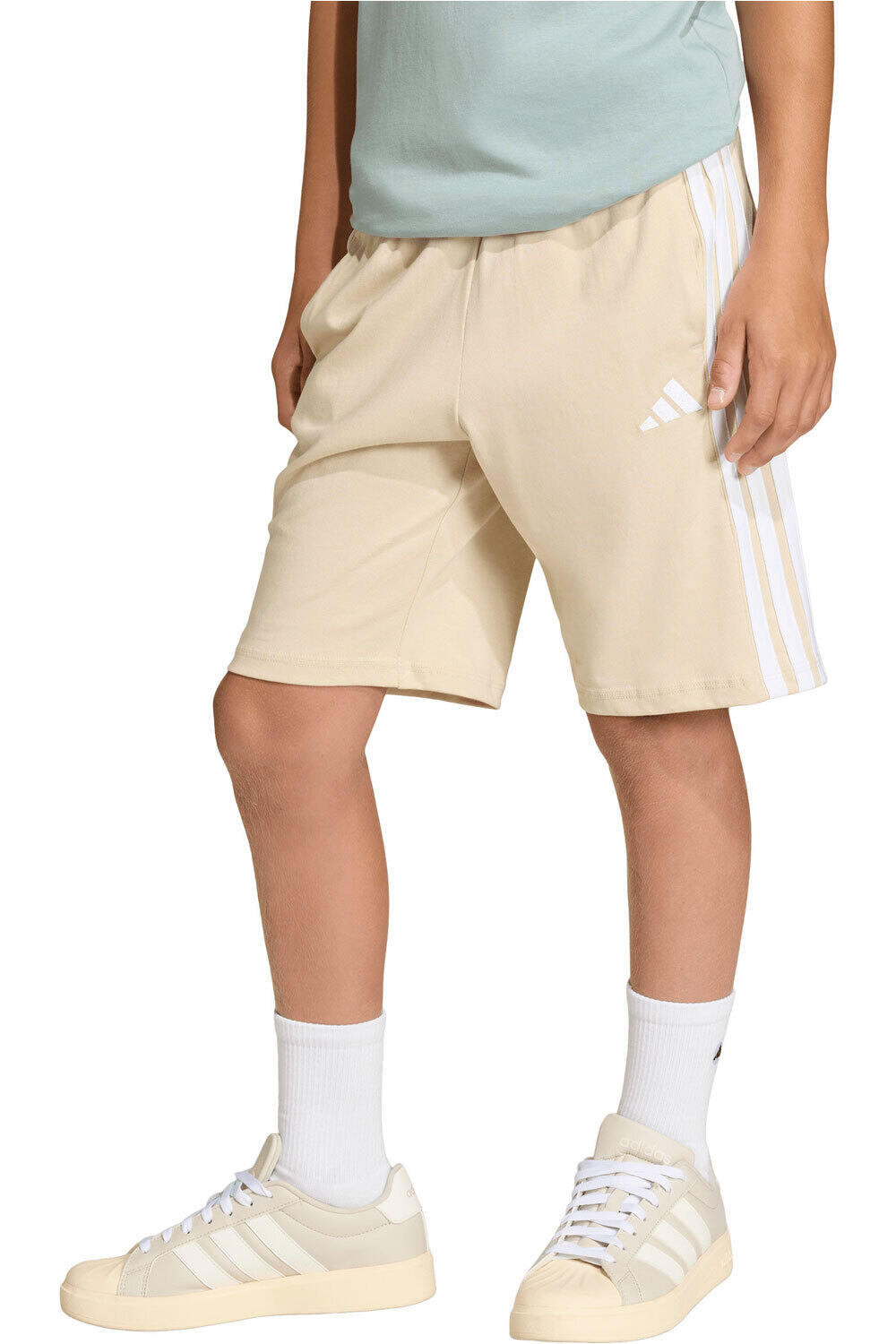 adidas bermuda niño ESSENTIALS vista frontal