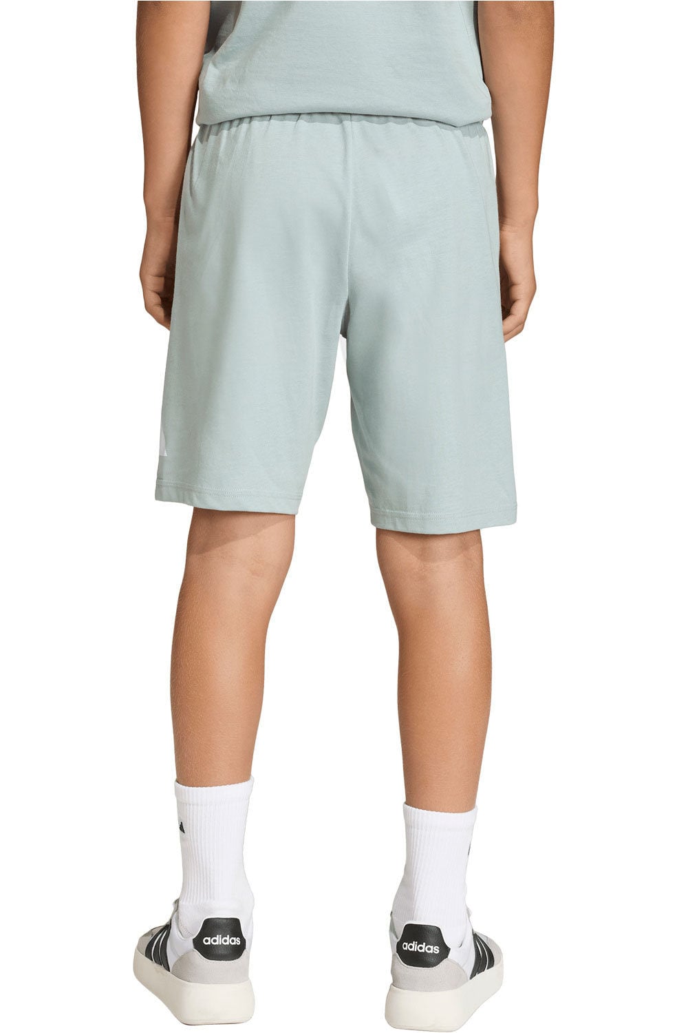 adidas bermuda niño ESSENTIALS vista trasera