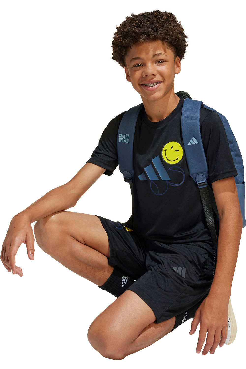 adidas bermuda niño Smileyworld vista detalle