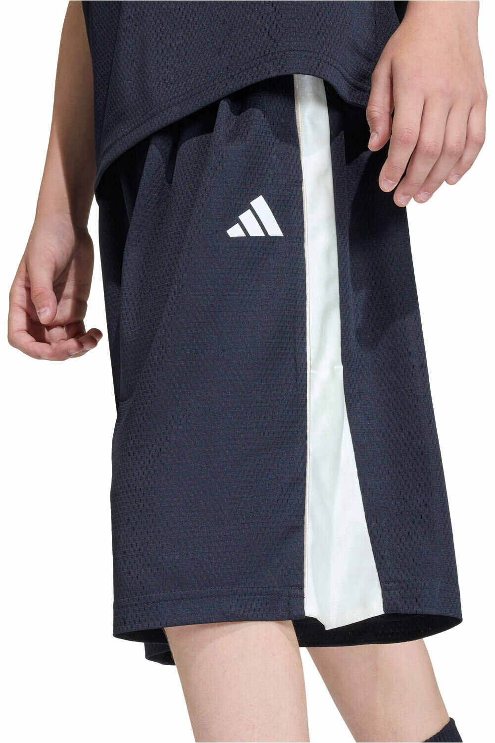 adidas bermuda niño STADIUM vista detalle