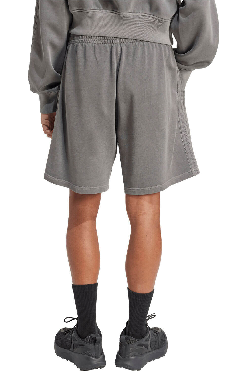 adidas bermudas hombre ALL SZN vista trasera