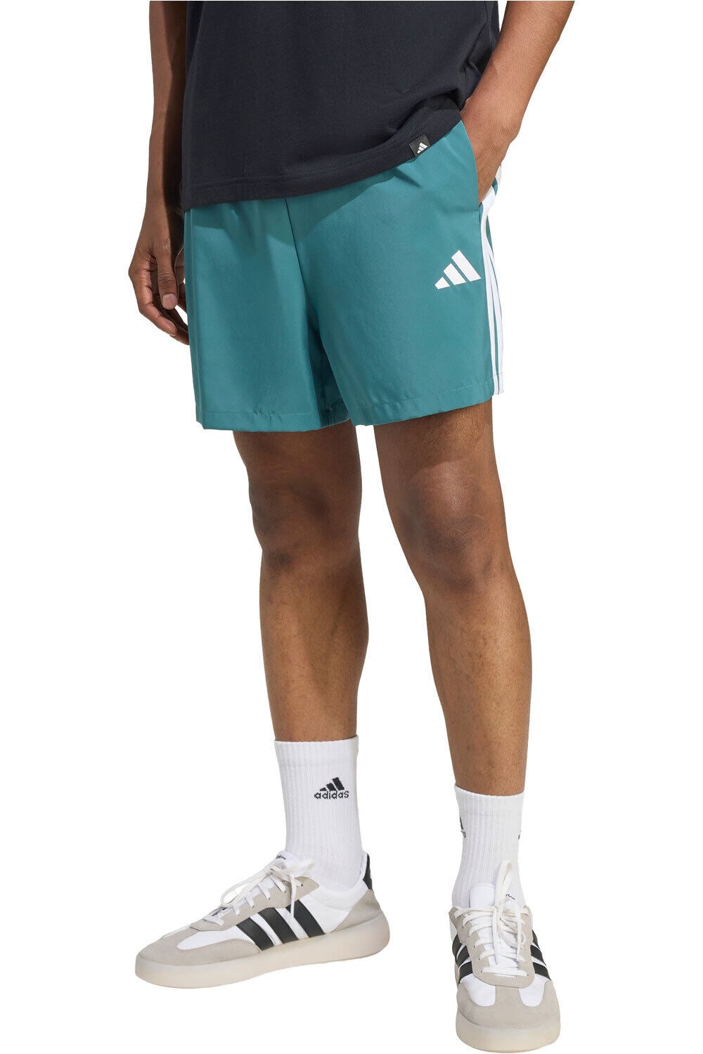 adidas bermudas hombre ESSENTIALS 3 STRIPES CHELSEA vista frontal