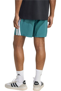 adidas bermudas hombre ESSENTIALS 3 STRIPES CHELSEA vista trasera
