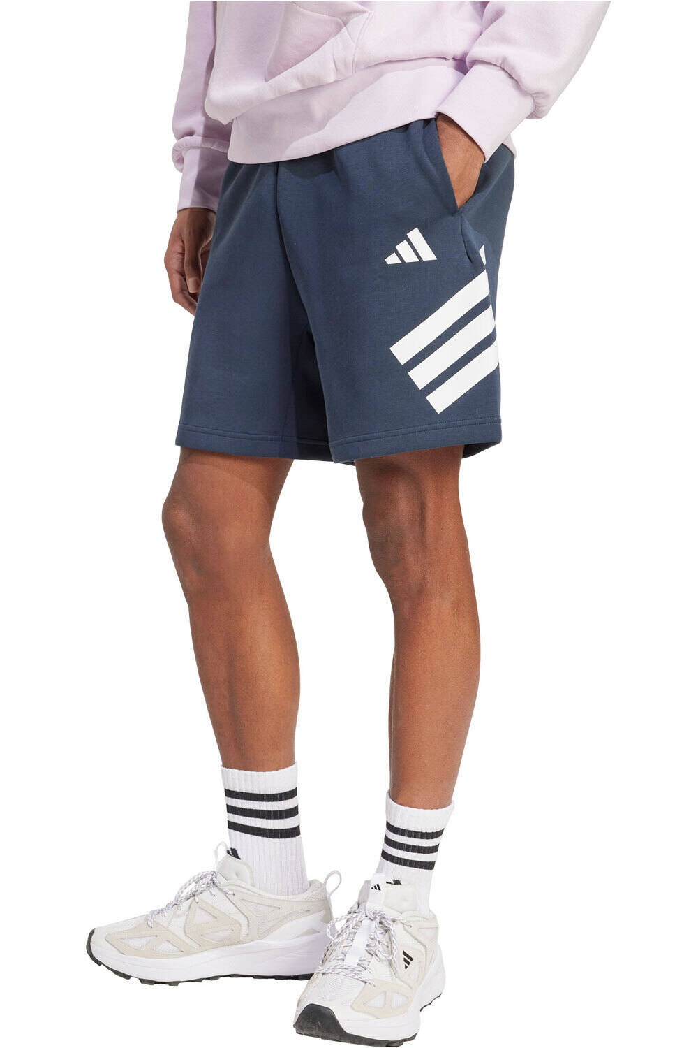 adidas bermudas hombre FUTURE ICONS THREE STRIPES vista frontal