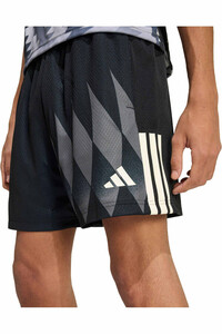 adidas bermudas hombre HOUSE OF TIRO X COMMON GOAL vista detalle