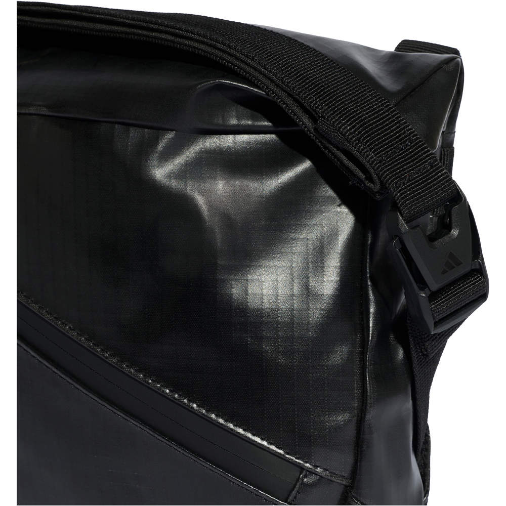 adidas billeteras portadocumentos MER IM HB BAG 05