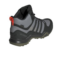 adidas bota trekking hombre TERREX SWIFT R2 MID GTX vista trasera