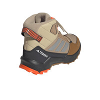 adidas bota trekking niño TERREX AX4R MID CLIMAWARM+ PARA NIOS vista trasera