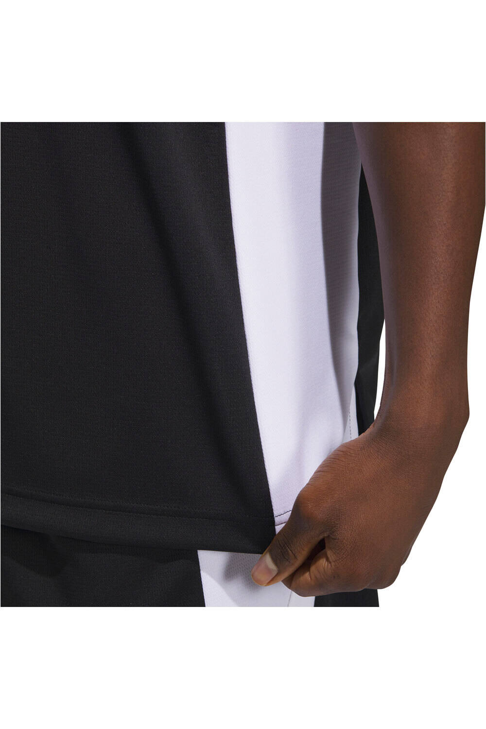 adidas camiseta baloncesto PULSE SPEED vista detalle
