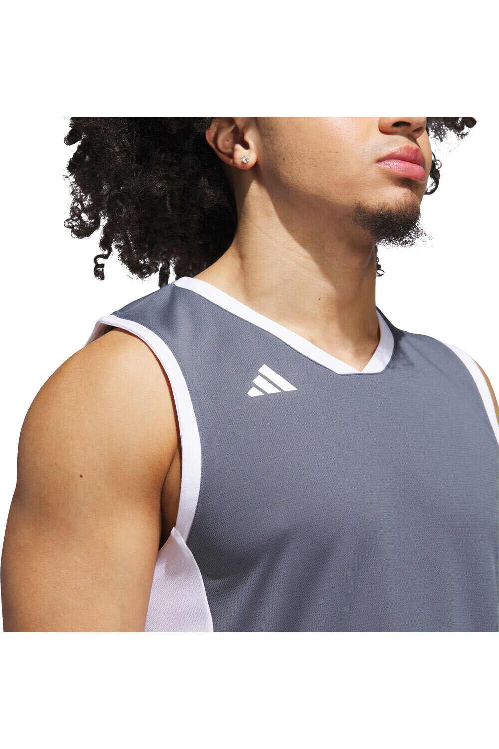 adidas camiseta baloncesto PULSE SPEED vista detalle