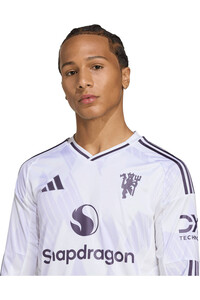 adidas camiseta de fútbol oficiales 2 EQUIPACIN MANCHESTER UNITED 25/26 vista detalle