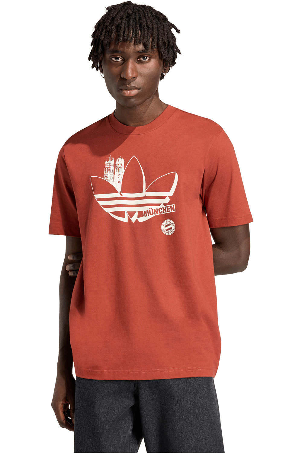 adidas camiseta de fútbol oficiales B.MUNICH 26 GR TEE vista frontal