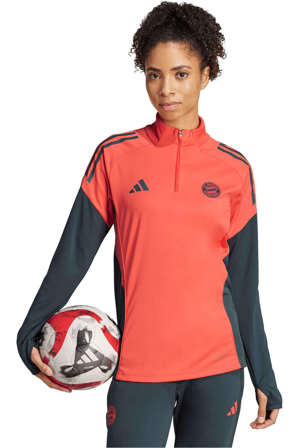 adidas camiseta de fútbol oficiales B.MUNICH 26 TR TOP W vista frontal