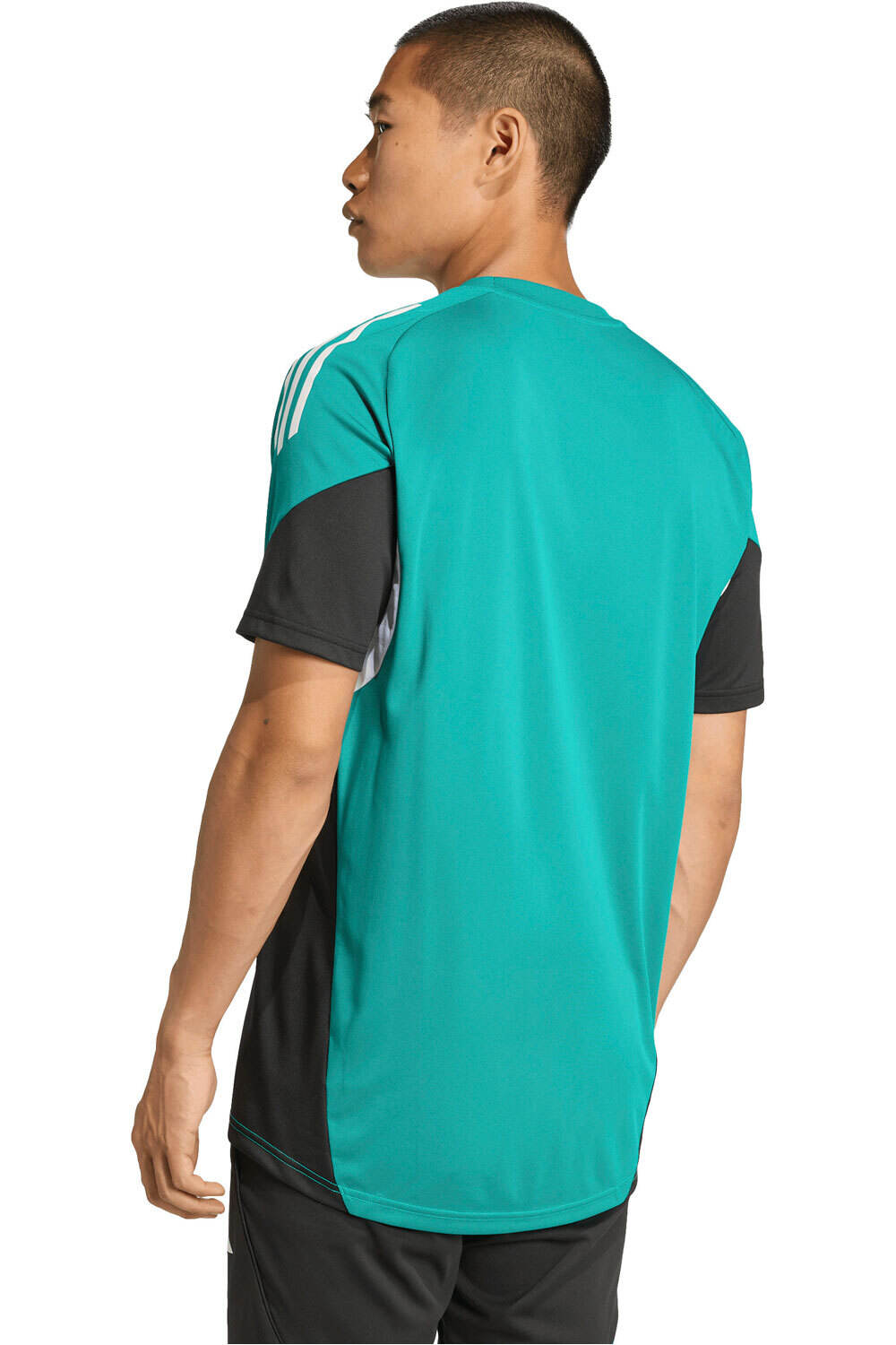 adidas camiseta de fútbol oficiales ENTRENO LIVERPOOL FC TIRO 25 COMPET vista trasera