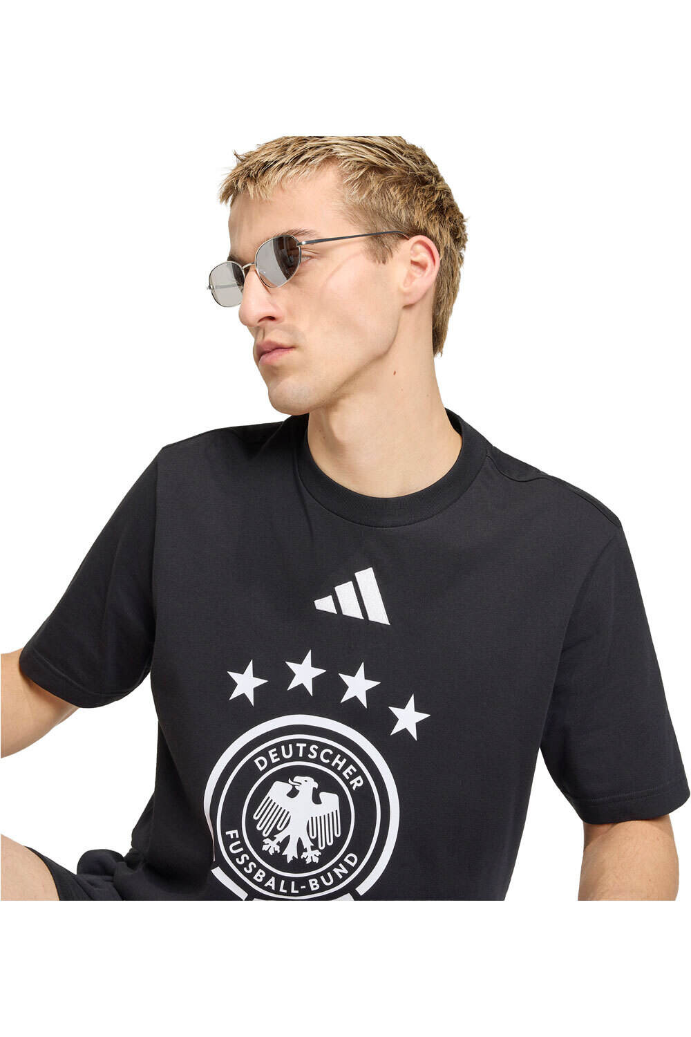 adidas camiseta de fútbol oficiales ESTAMPADA ALEMANIA DNA vista detalle