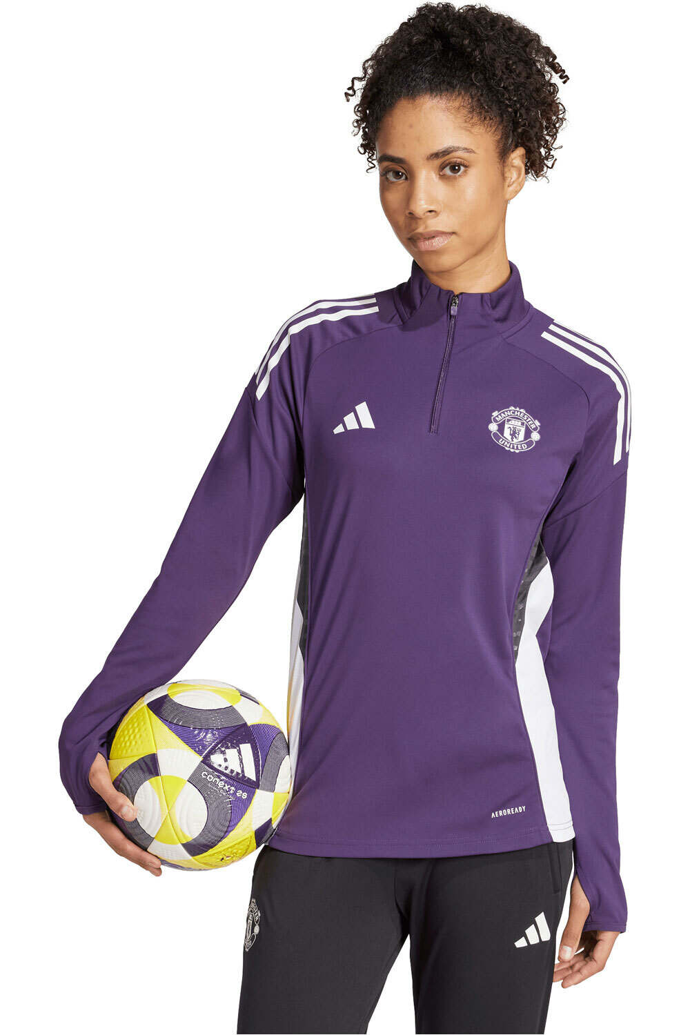 adidas camiseta de fútbol oficiales M.UNITED 26 TR TOP W vista frontal