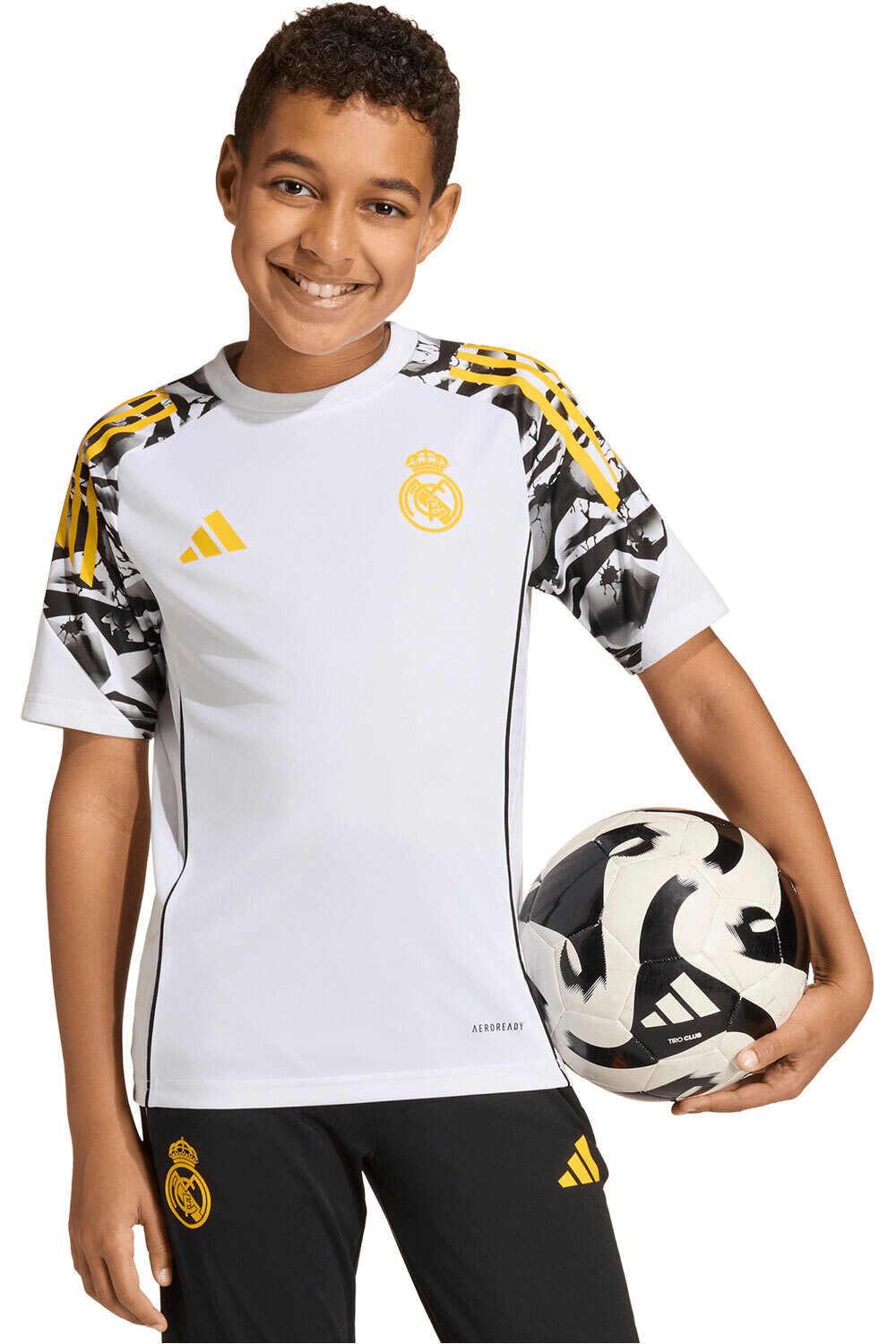 adidas camiseta de fútbol oficiales niño REAL MADRID AVENGERS 25/26 TIRO25 vista frontal