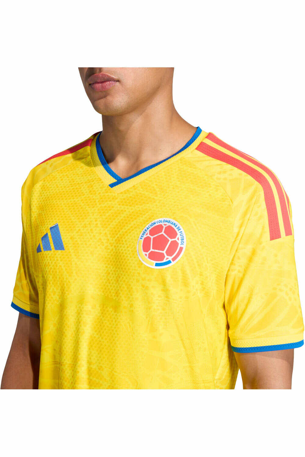 adidas camiseta de fútbol oficiales PRIMERA EQUIPACIN COLOMBIA MUNDIAL 26 vista detalle