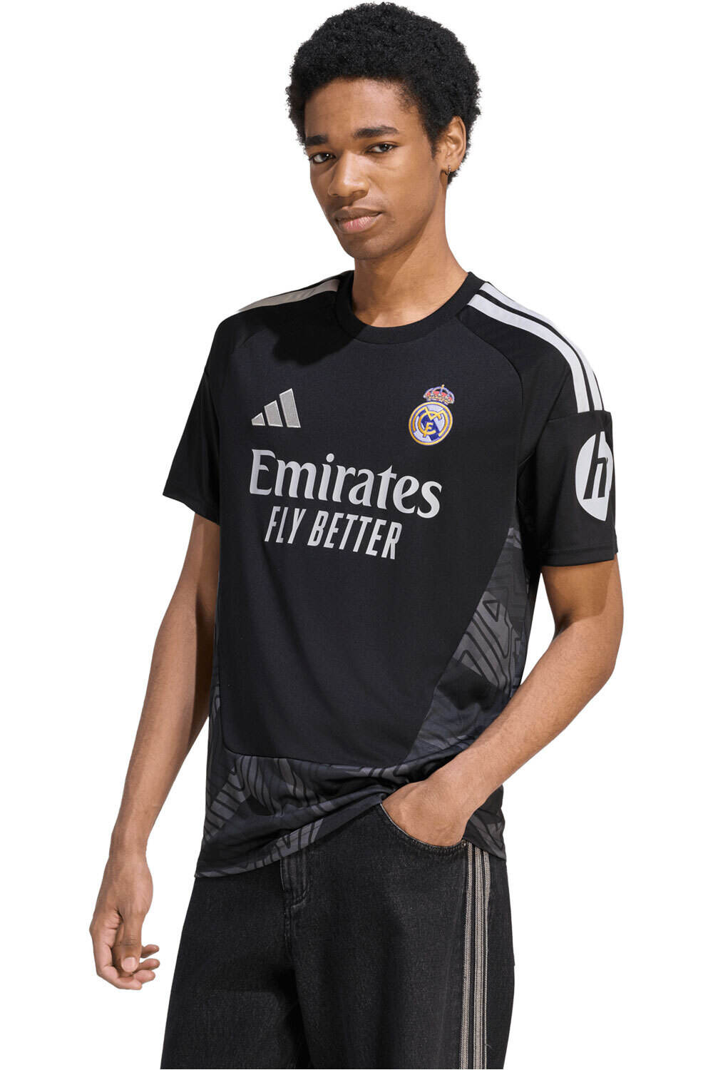 adidas camiseta de fútbol oficiales REAL MADRID 26/27 PRIMERA EQUIPACIN vista frontal