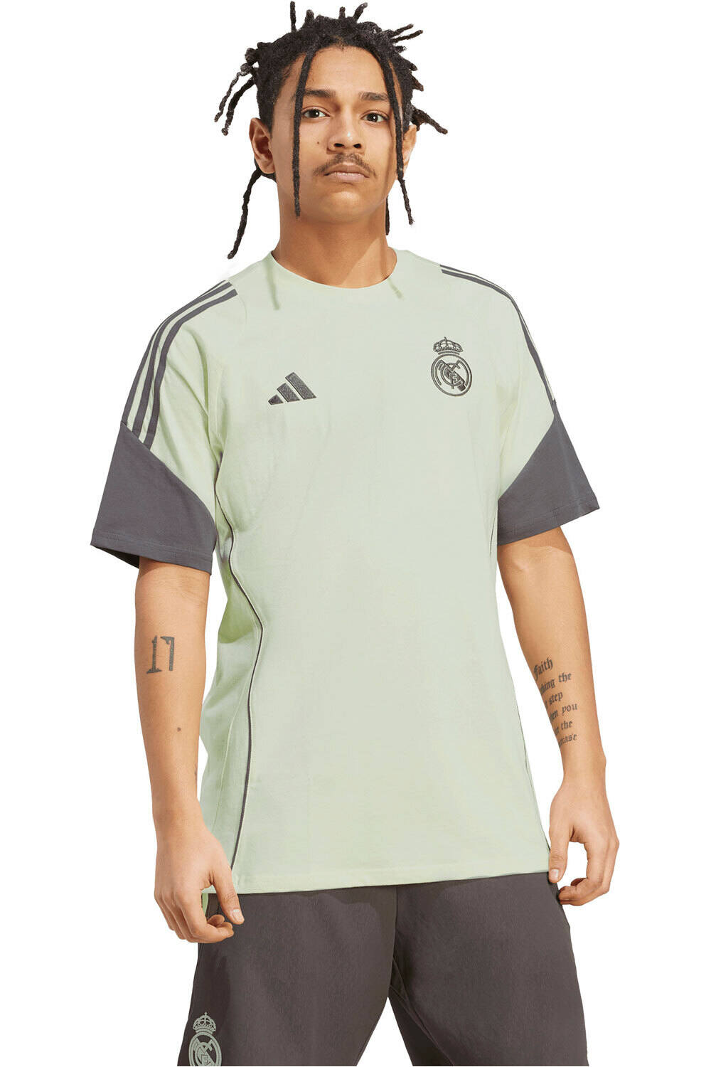 adidas camiseta de fútbol oficiales REAL MADRID TIRO 24 SWEAT vista frontal