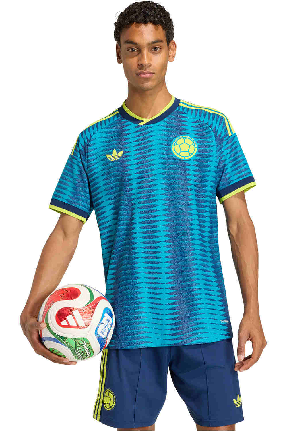 adidas camiseta de fútbol oficiales SEGUNDA EQUIPACIN COLOMBIA MUNDIAL 26 vista frontal