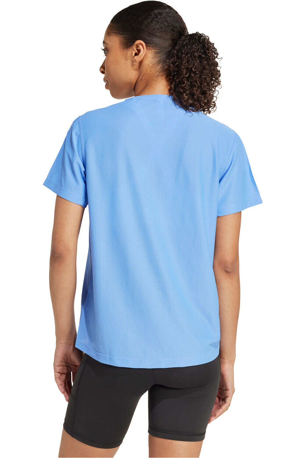 adidas camiseta entrenamiento manga corta mujer OWN THE RUN vista trasera