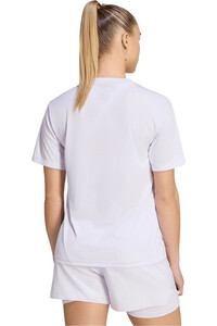 adidas camiseta entrenamiento manga corta mujer Run Ess Tee W vista trasera